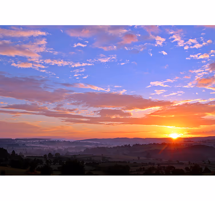 Tapisserie paysage coucher de soleil sur collines - TenStickers