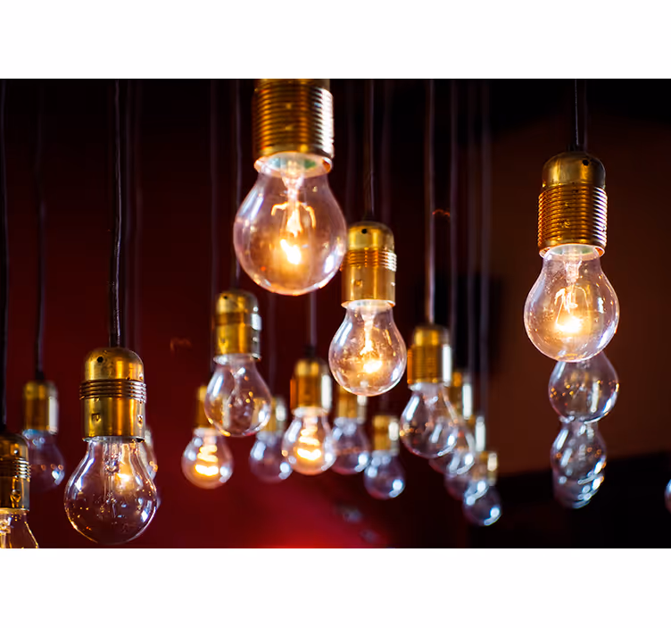 Tapisserie véhicules grappes de lampes edison - TenStickers