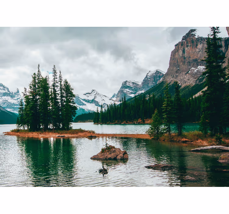 Tapisserie paysage lac alpin tranquille - TenStickers