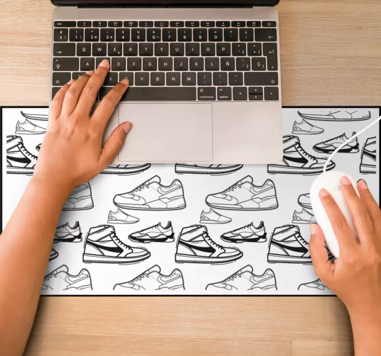 Tapis de souris gamer motif chaussures - TenStickers