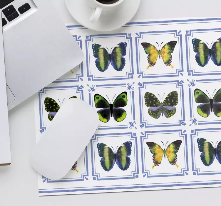 Tapis de souris motif composition de papillons vibrants - TenStickers