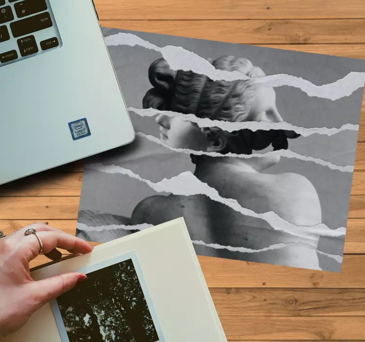 Tapis de souris original composition de portrait déchiré - TenStickers