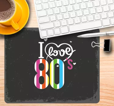 Tapis de souris citation amour coloré des années 80 - TenStickers