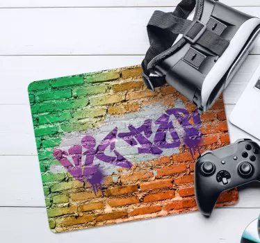 Tapis de souris nom graffiti personnalisable - TenStickers