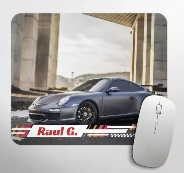 Tapis de souris voiture de course avec prénom - TenStickers