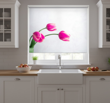 Store enrouleur cuisine trois tulipes fond blanc - TenStickers