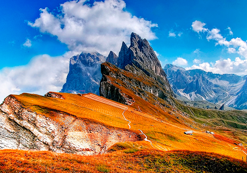 Set de table moderne vue scénique montagneuse - TenStickers