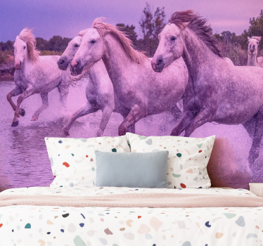 Tapisserie animaux chevaux blancs au galop - TenStickers