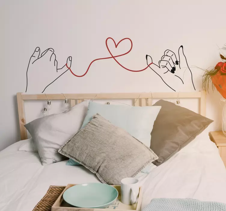 Sticker tête de lit amour fil rouge entre deux mains - TenStickers
