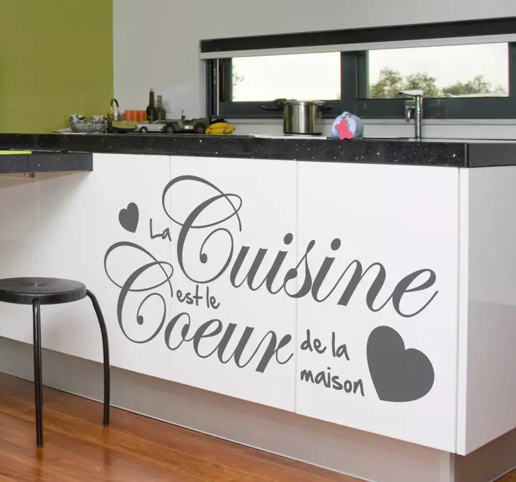 Sticker cuisine texte cœur de la maison - TenStickers