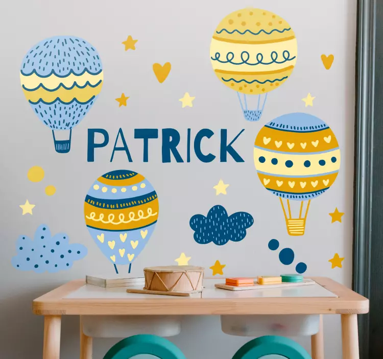 Sticker Prénom Ballons simples avec étoiles - TenStickers