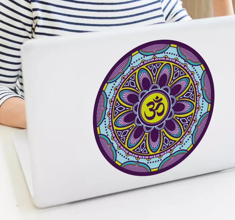 Sticker ordinateur conception de mandala complexe - TenStickers
