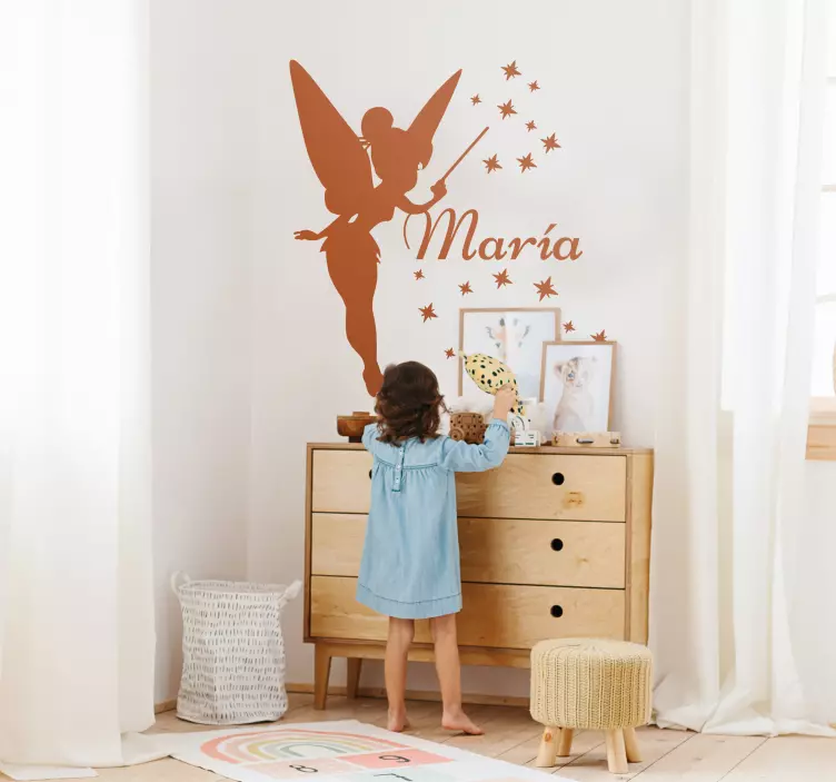 Sticker chambre enfant silhouette fée avec prénom - TenStickers