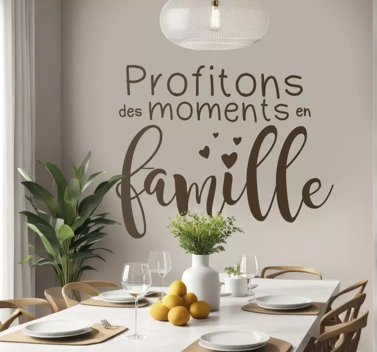 Sticker salle à manger citation moments heureux en famille - TenStickers