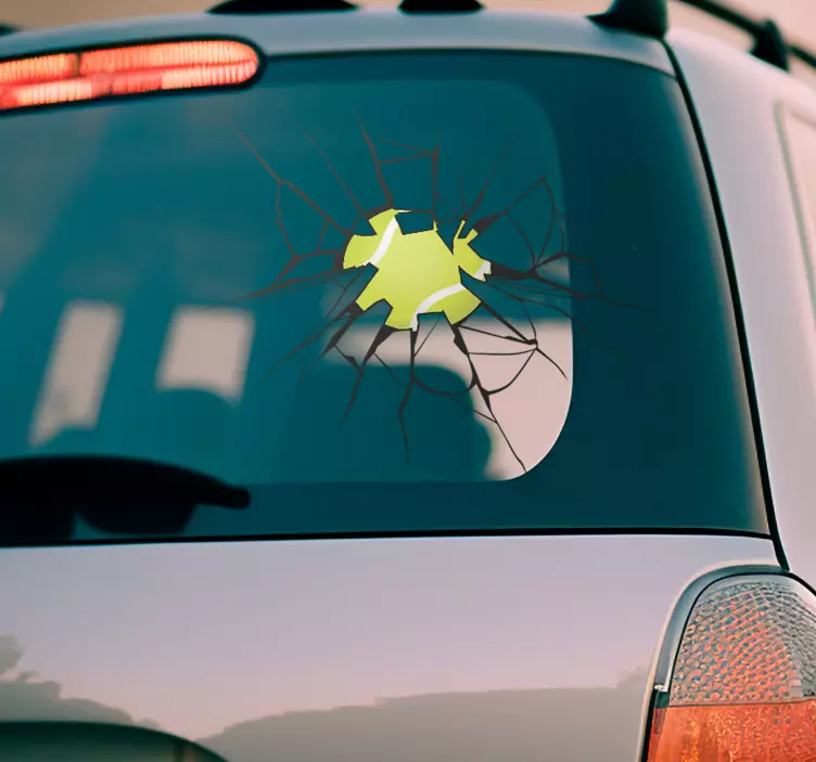 Sticker voiture trompe l'œil vitre brisée - TenStickers