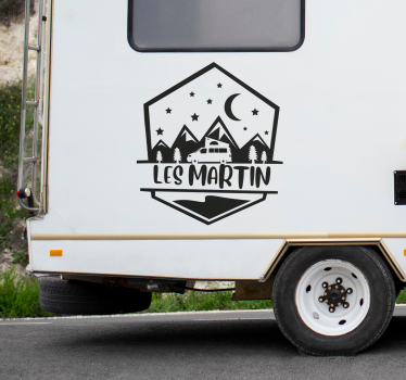Sticker camping-car famille personnalisable - TenStickers