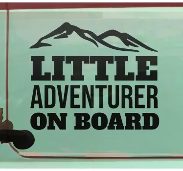 Autocollant bébé à bord petit aventurier citation - TenStickers