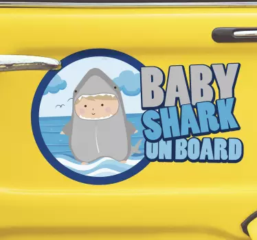 Stickers Dessin Baby Shark à bord - TenStickers