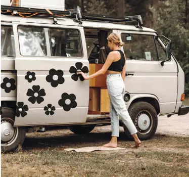 Sticker camping-car ensemble de fleurs - TenStickers