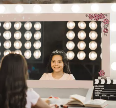 Sticker miroir cadre floral charmant - TenStickers