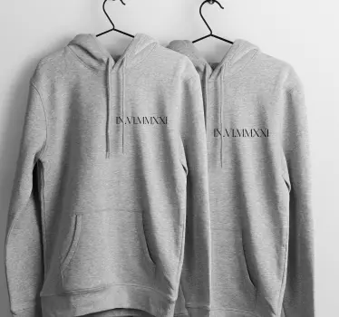 Pull couple date Romaine personnalisable - TenStickers
