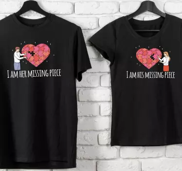 T-shirt couple connexion de cœurs en puzzle - TenStickers