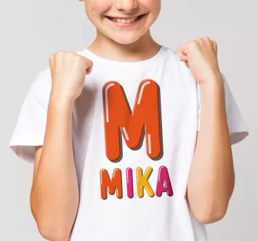 T-shirt enfant avec initiale en gras - TenStickers