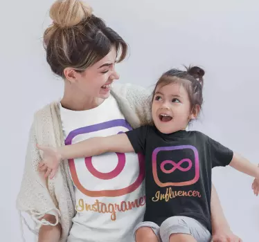 Tee-shirt mère et fille duo sur les réseaux sociaux - TenStickers
