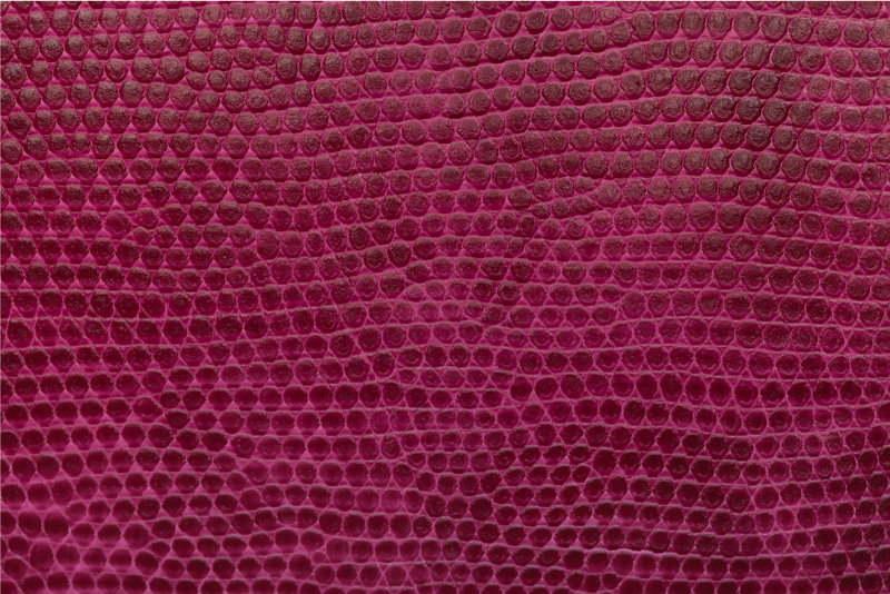 Tapis vinyle animal tissu texturé cramoisi - TenStickers
