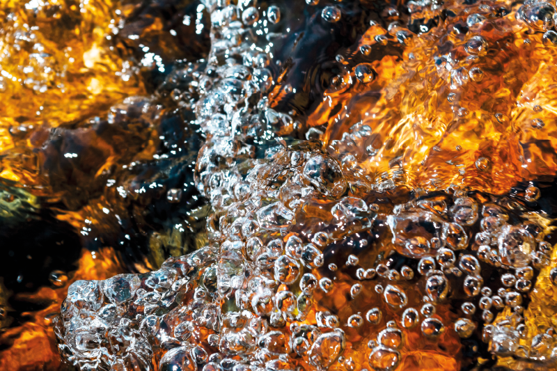 Tapis vinyle textures écoulement d'eau bouillonnante - TenStickers