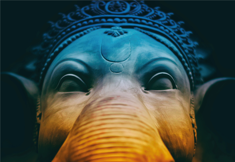 Tapis vinyle éthnique visages d'éléphant éthérés - TenStickers